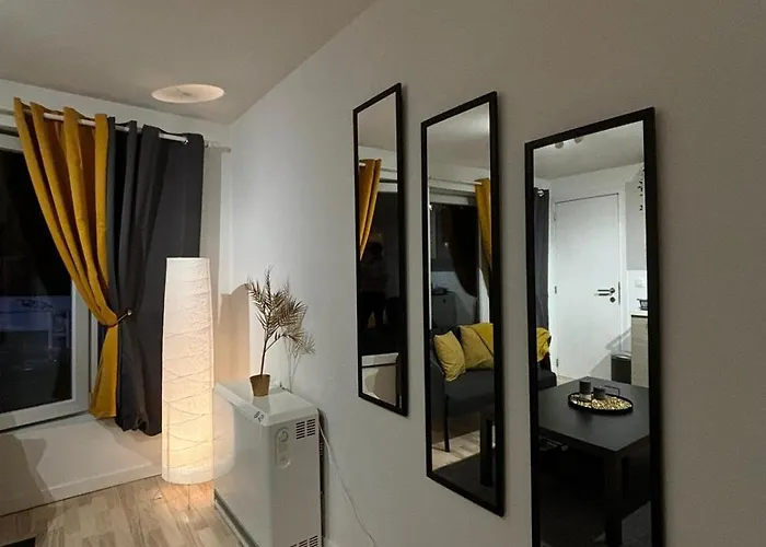 Grand Studio Huy Centre